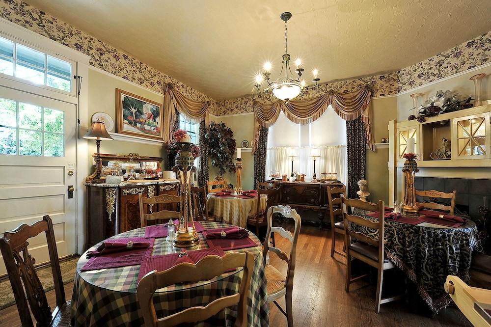 Austin'S Inn At Pearl Street Экстерьер фото
