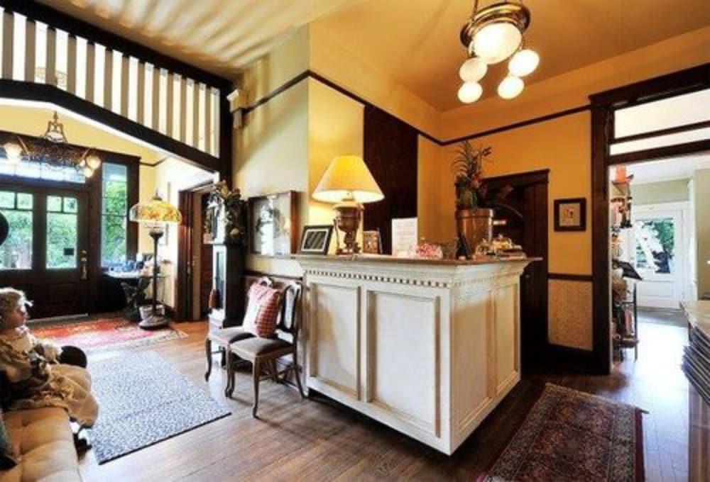 Austin'S Inn At Pearl Street Экстерьер фото
